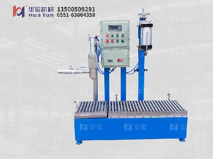 灌裝機(jī)設(shè)備欣賞